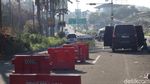 Potret Lengang Jalan Menuju Puncak Tanpa Penyekatan