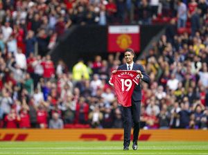 Video Latihan Perdana Raphael Varane di Manchester United