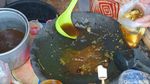 Unik! Rujak khas Demak Ini Disantap Pakai Bumbu Petis dan Kerupuk Rambak Pasir
