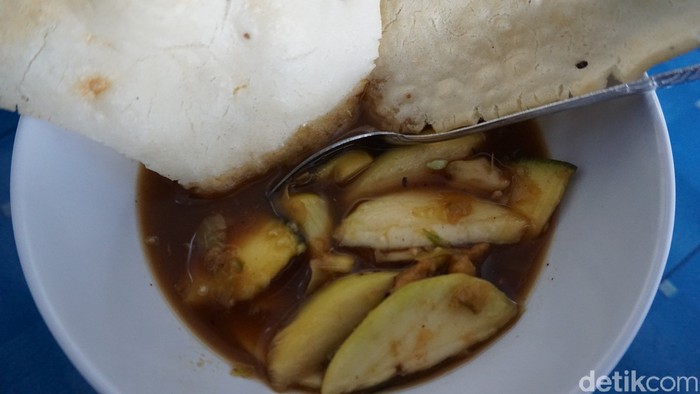 Rujak Demak Segar dan Uniknya Rujak Moro Khas di Demak yang Selalu Bikin Kangen