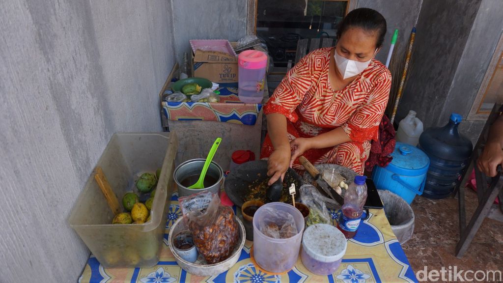 Segar dan Uniknya Rujak Moro Khas di Demak yang Selalu Bikin Kangen