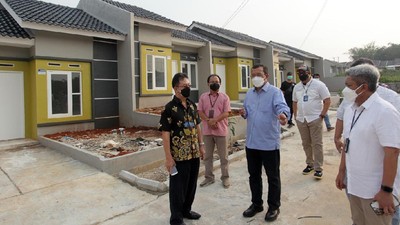Tinjau Pembangunan Rumah untuk MBR