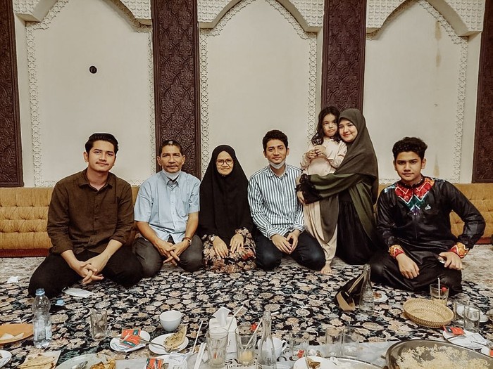 Zikri Daulay Zikri Daulay