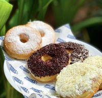 20 Donat Murah Dan Empuk Ada Di Sini!