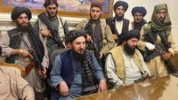Lebih lanjut dinyatakan Naeem bahwa jenis dan bentuk rezim baru di Afghanistan akan segera dijelaskan kepada publik. Dia menambahkan bahwa Taliban tidak ingin hidup dalam isolasi dan menyerukan hubungan internasional yang damai.