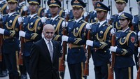 Laporan Associated Press menyebut bahwa Presiden Ghani secara diam-diam meninggalkan Istana Kepresidenan Afghanistan dengan membawa sejumlah kecil orang-orang kepercayaannya. Getty Images/Lintao Zhang