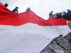 Bendera Merah Putih Dijahit Oleh Siapa? Ini Sejarahnya