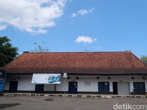 Ternyata, Kantor Terminal Bus Bantul ini Dulunya Stasiun Kereta Api