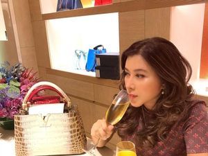 Cantiknya Benny Jannah, Aspri Hotman Paris yang Hobi Ngopi