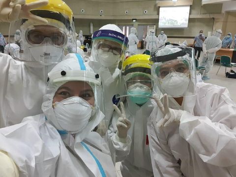 Foto dr RA Adaninggar Primadia Nariswari SpPD.