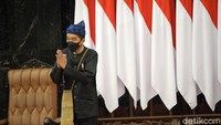 Jokowi hadir dalam sidang Tahunan MPR dengan mengenakan baju adat Baduy.
