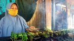 Gogos Kambu, Lontong Ketan Khas Polewali Mandar yang Gurih Pedas