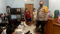 Program Vaksinasi Merdeka ini diinisiasi Kapolda Metro Jaya Irjen Fadil Imran. Polda Metro Jaya mentargetkan 100 persen warga DKI Jakarta sudah divaksin Covid-19 pada Hari Kemerdekaan RI 17 Agustus 2021 mendatang.