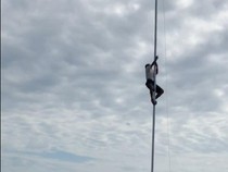 Joni NTT Pemanjat Tiang 17 Agustus Gagal Masuk TNI, Kadispenad: Daftar Lagi!