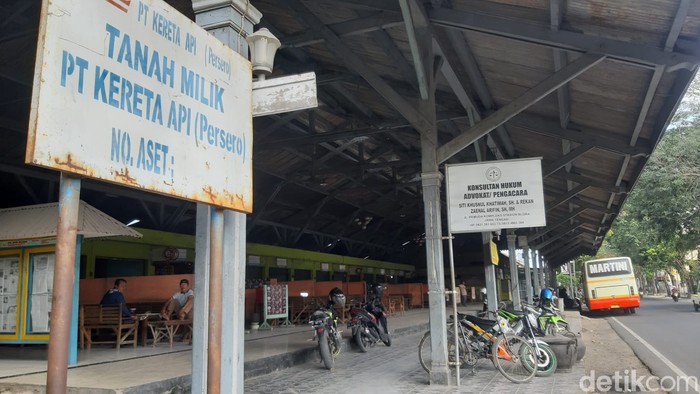 Komplek stasiun Blora saat ini