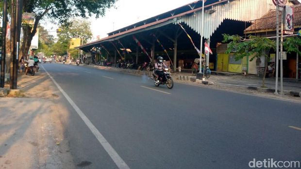 Komplek stasiun Blora saat ini Komplek stasiun Blora saat ini