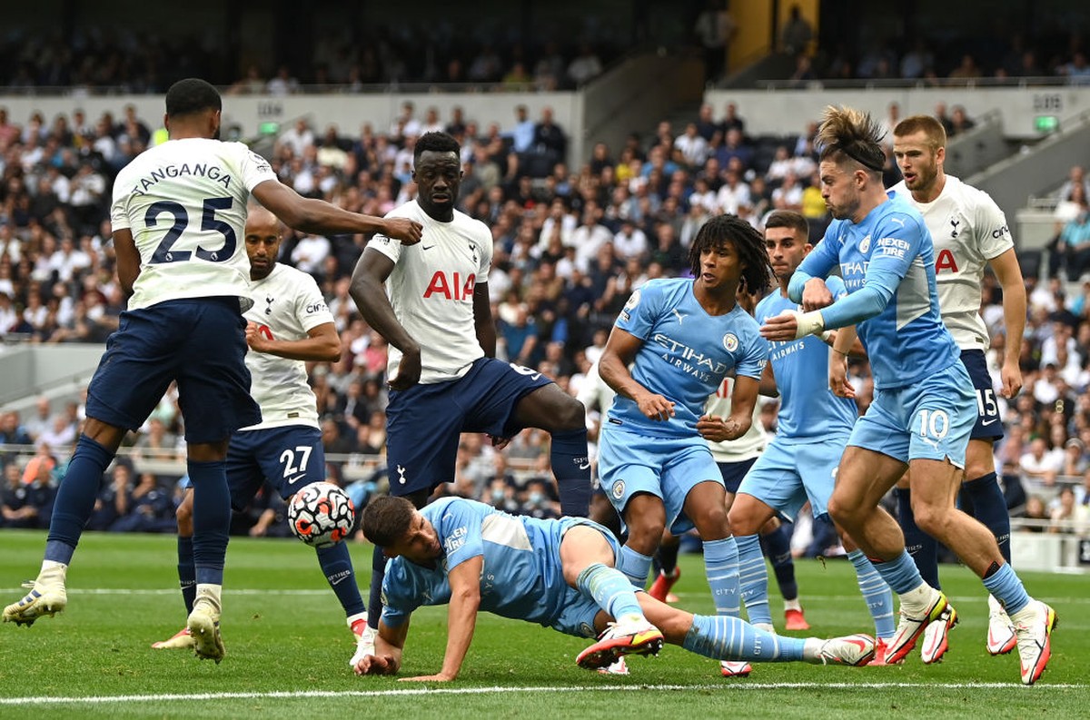 Duel Tottenham Hotspur vs Manchester City di musim ini. (Foto: Getty Images/Shaun Botterill)