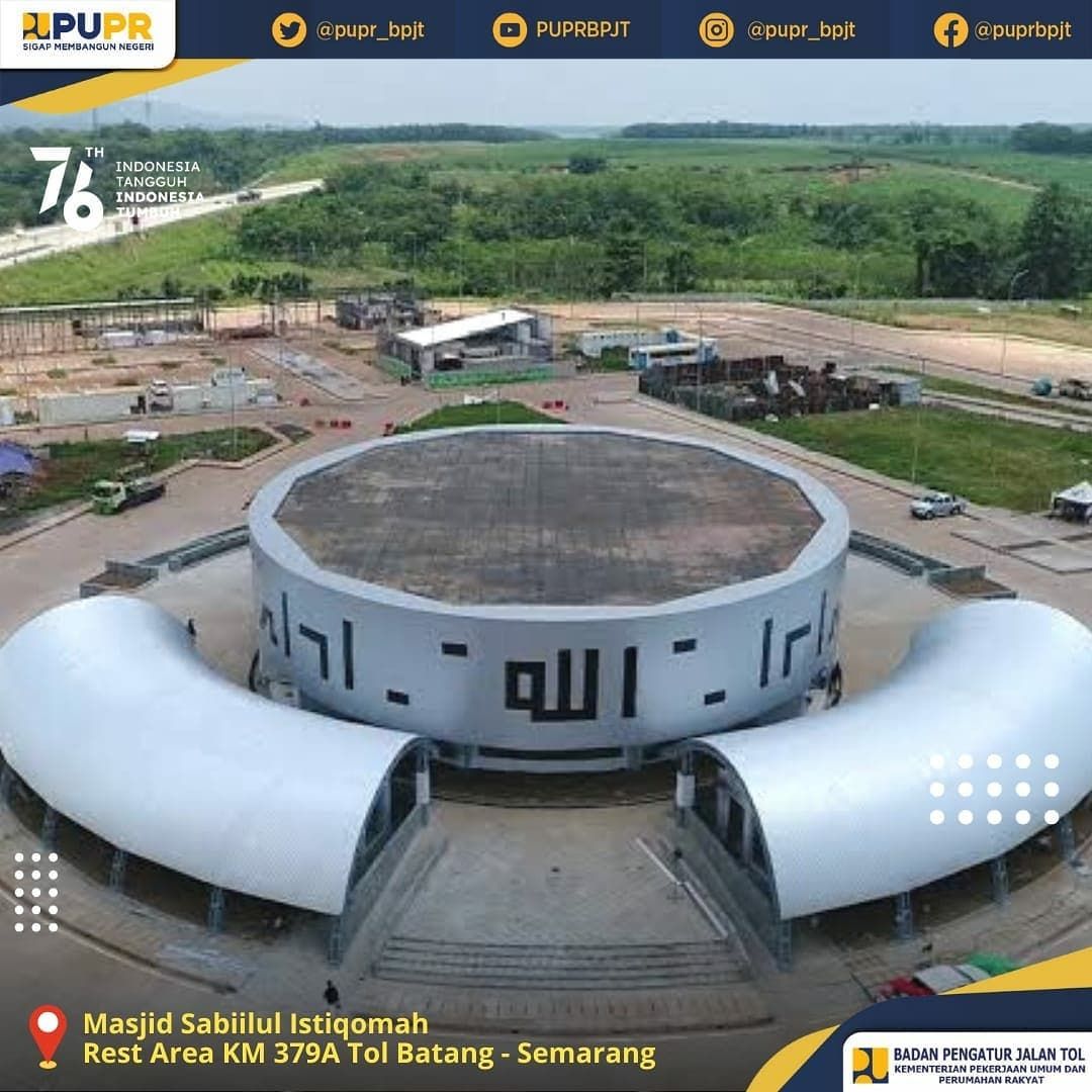Masjid Unik di Rest Area Tol