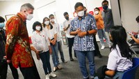 Sentra vaksinasi Prudential Indonesia telah memberikan lebih dari 27.000 dosis vaksin kepada lebih dari 19.000 peserta sejak 15 April 2021 lalu hingga 12 Agustus 2021.
