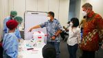 Momen Menkes Sambangi Sentra Vaksin di Kota Kasablanka