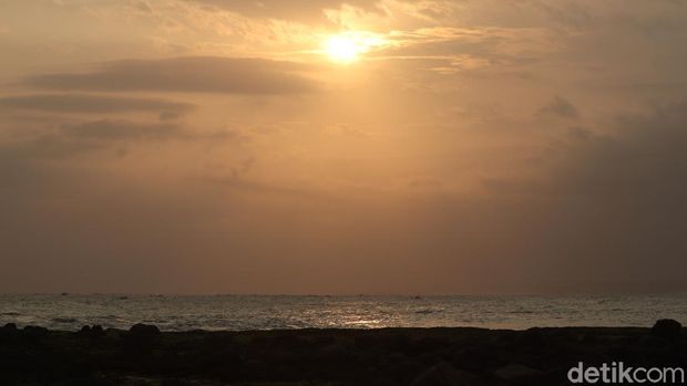 Pantai Cidora