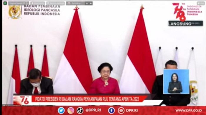 Presiden ke-5 RI Megawati menghadiri Sidang Tahunan MPR (Foto: Tangkapan layar YouTube)