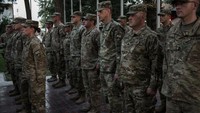 Singkat cerita, Presiden AS Joe Biden, bertekad menarik seluruh tentara AS dari Afghanistan pada akhir bulan ini, dengan bersikeras menyatakan tidak ada pilihan lain dan menegaskan tidak akan menyerahkan perang ini kepada presiden selanjutnya. Andrew Renneisen/Getty Images.