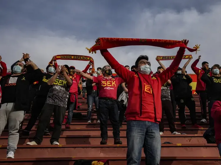 Antusias Fans Sepakbola di Chile Boleh Masuk Stadion Lagi
