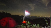 Nantinya pendaki dapat menggelar tenda di Bukit Wanapa yang mampu menampung hingga ratusan tenda.  