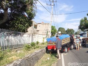 3 Mobil Pick Up Tabrakan Beruntun di Cianjur, Sopir Alami Luka-luka