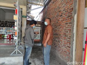 Geledah Rumah Terduga Teroris di Sidoarjo, Densus Bawa 7 Barang Bukti
