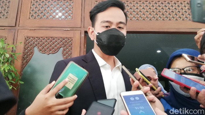 Wali Kota Solo Gibran Rakabuming Raka di Balai Kota Solo, Senin (16/8/2021).