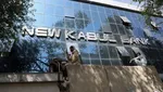 Potret Kisruh Afghanistan: ATM Penuh, Warga Kelabakan Tinggalkan Negara