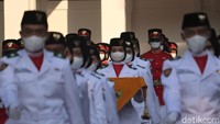 Dalam rangka merayakan Hari Kemerdekaan Indonesia, upacara HUT ke-76 RI pun digelar di sejumlah daerah Indonesia, tak kecuali di Bandung.