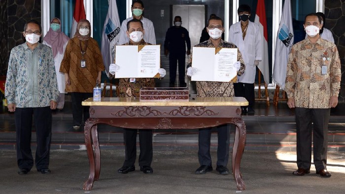 Naskah asli teks proklamasi yang ditulis Sukarno tiba di Istana Merdeka. Naskah akan dihadirkan dalam upacara detik-detik Proklamasi Kemerdekaan Indonesia.