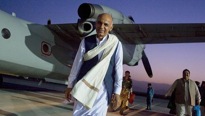 Kabul Has Fallen, Ini Potret Presiden Afghanistan yang Kabur dari Taliban Taliban ambilalih Istana Kepresidenan Afghanistan. Presiden Afghanistan, Ashraf Ghani diketahui telah tinggalkan Kabul saat Taliban merengsek masuk ke ibu kota.