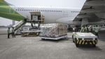 Alkes COVID-19 Bantuan Kota New York Landing di Soetta
