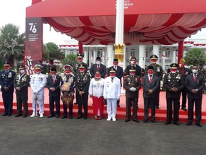 Kondisi Belum Fit, Lukas Enembe Tetap Pimpin Upacara HUT Ke-76 RI di Jayapura