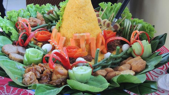 5 Filosofi Tumpeng Untuk Perayaan Kemerdekaan 17 Agustus