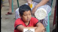 Meme Kocak Lomba Makan Kerupuk yang Bikin Kangen 17 Agustusan