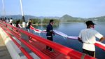 Kemegahan Jembatan Youtefa Berbalut Bendera Merah Putih