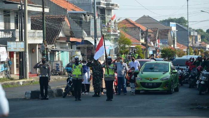 Peringatan HUT ke-76 RI di Cirebon
