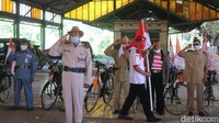Sancaka menjelaskan eks Stasiun Kudus merupakan saksi bisu perjuangan pahlawan di Kudus. Terutama saat terjadi Agresi Militer II. Menurutnya di bekas Stasiun Kudus tempat pejuang mengusir tentara Belanda yang kembali akan menduduki Indonesia. Dia mengatakan eks Stasiun Kudus dibangun pada tahun 1880-an. Eks Stasiun Kudus dulunya digunakan sebagai transportasi dan juga memuat tebu. Mengingat di Kudus terdapat pabrik gula, salah satunya PG Rendeng. Kini kondisi eks Stasiun Kudus sangat memprihatinkan. Bangunan sudah tidak terawat. Terlihat coretan di dinding hingga lantai yang sudah rusak. Eks Stasiun Kudus itu pun tampak digunakan sebagai parkir mobil. 