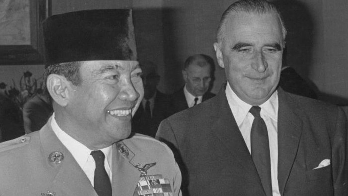 Sosok Sukarno tak dapat dilepaskan bila bicara kemerdekaan Indonesia. Presiden pertama Indonesia itu juga dikenal memiliki kedekatan dengan sejumlah tokoh dunia