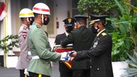 Bertindak sebagai Komandan Kompi Paskibraka ialah Kapten Inf. Suryadi Nataatmaja, S.S.T.Han.