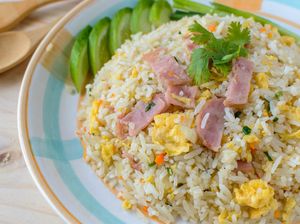 Resep Nasi Goreng Daging Asap yang Harum Gurih Buat Sarapan