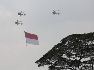 Begini Kecanggihan Heli TNI AU yang Kibarkan Bendera Merah Putih Raksasa