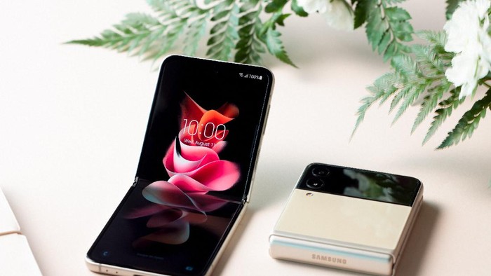 Samsung Galaxy Z Flip3