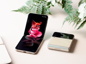 Penjualan Ponsel Lipat Diprediksi Akan Melonjak