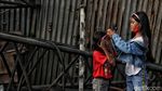 Semangat Anak di Pesisir Utara Jakarta Gelar Upacara HUT ke-76 RI